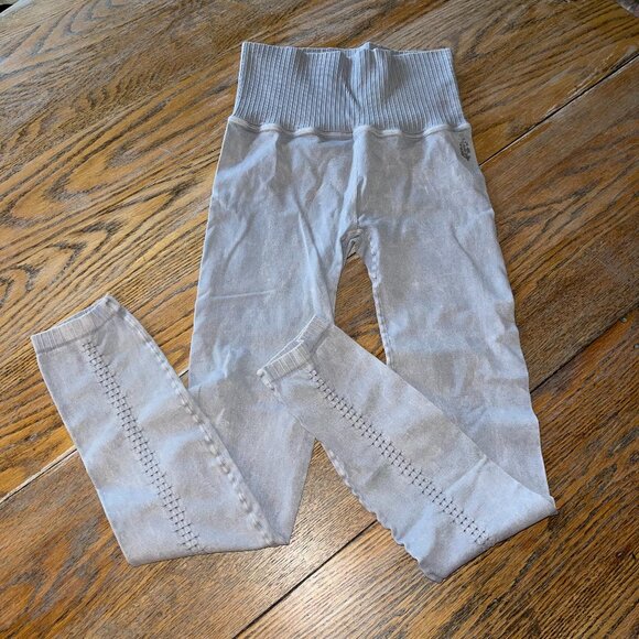 FREE PEOPLE movement  gray legging/nylon spandex/Never worn/XS - Picture 1 of 7